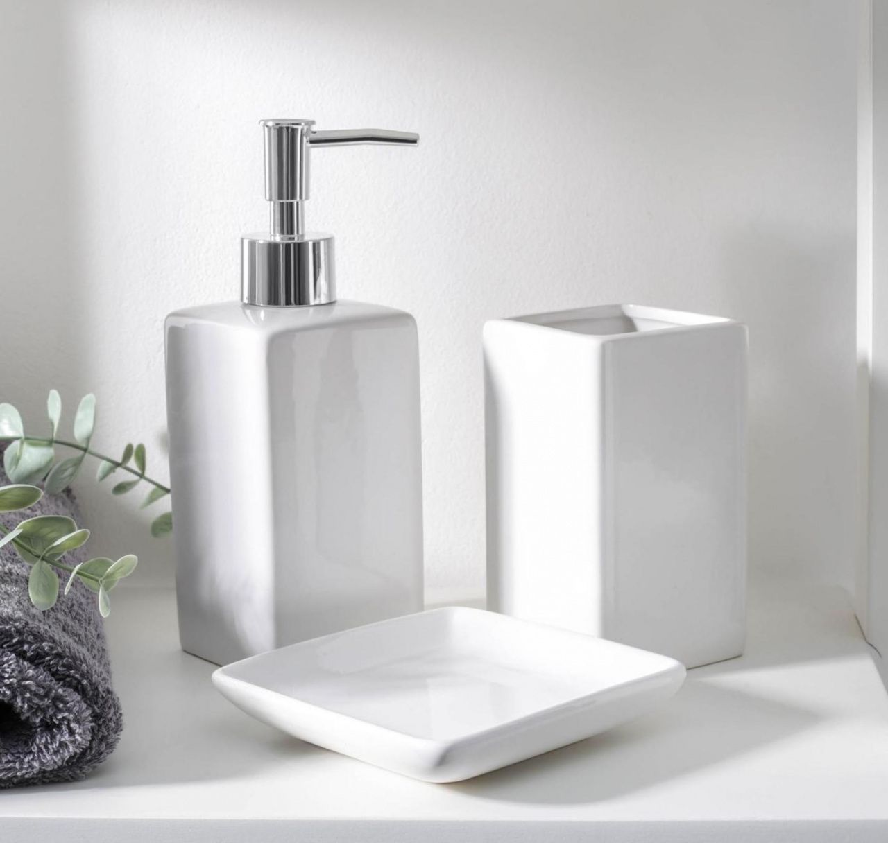 Набор для ванной "Лодж", 3 предмета (мыльница, дозатор для мыла, стакан), цвет белый   5224945   