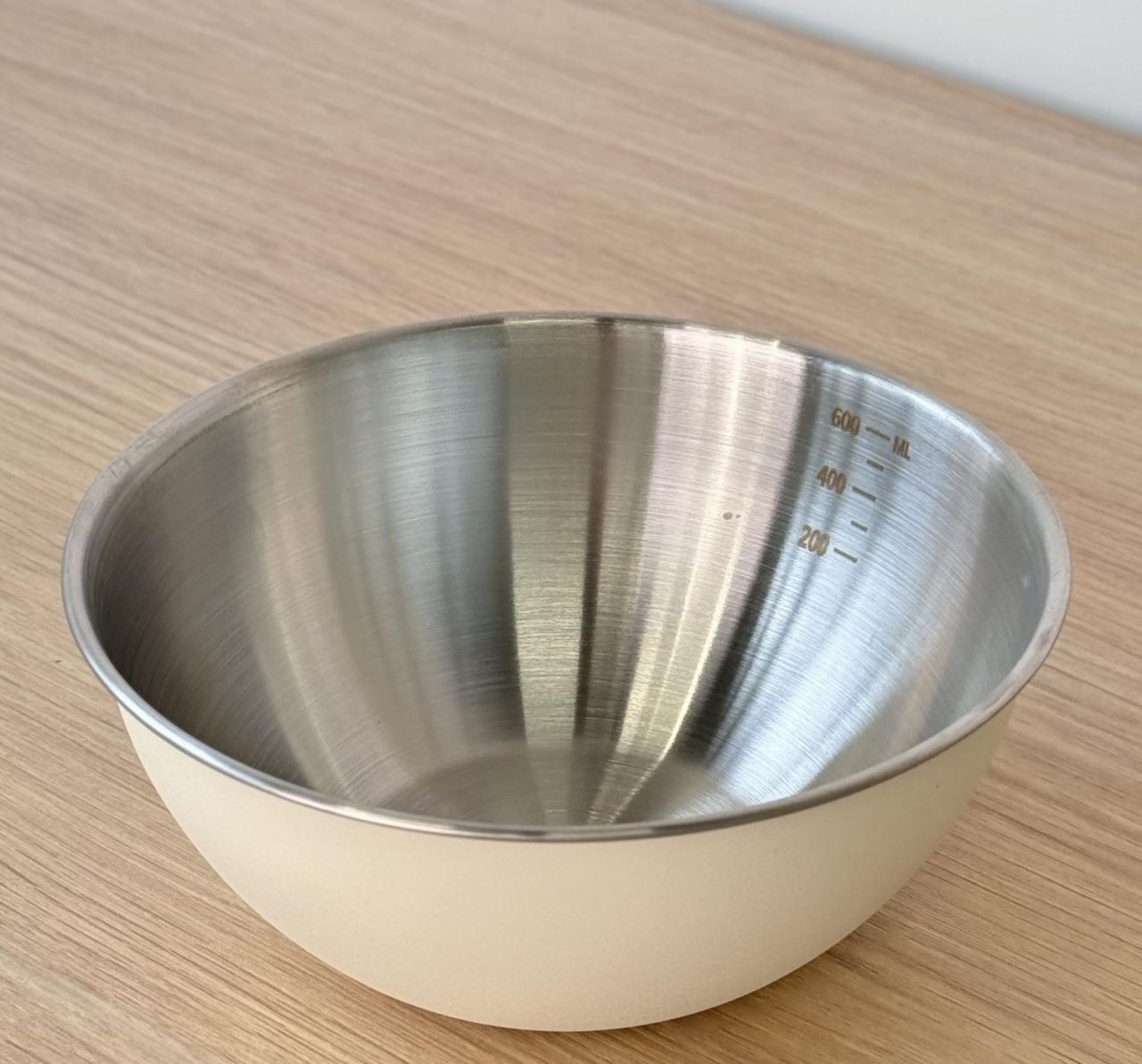 #Миска из нерж.стали матовое покрытие 600 мл 16см, цв. золото/серебро 50318-1