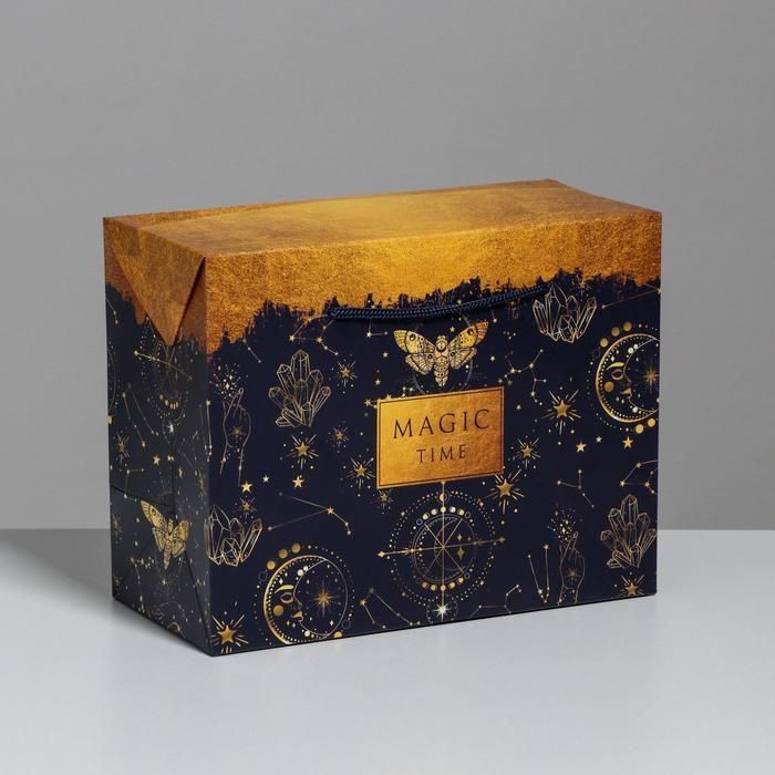 Пакет—коробка Magic time, 23 × 18 × 11 см 5053591