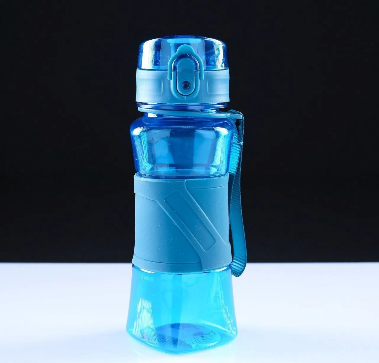 Бутылка для воды 500 мл, с резиновой вставкой, 20х6.5 см, микс 4470070