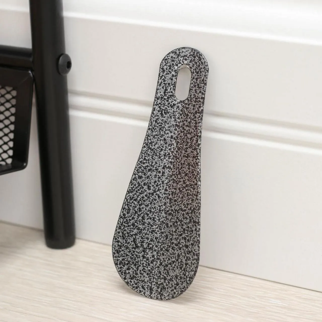 Ложка для обуви металл 10х4 см 2585372