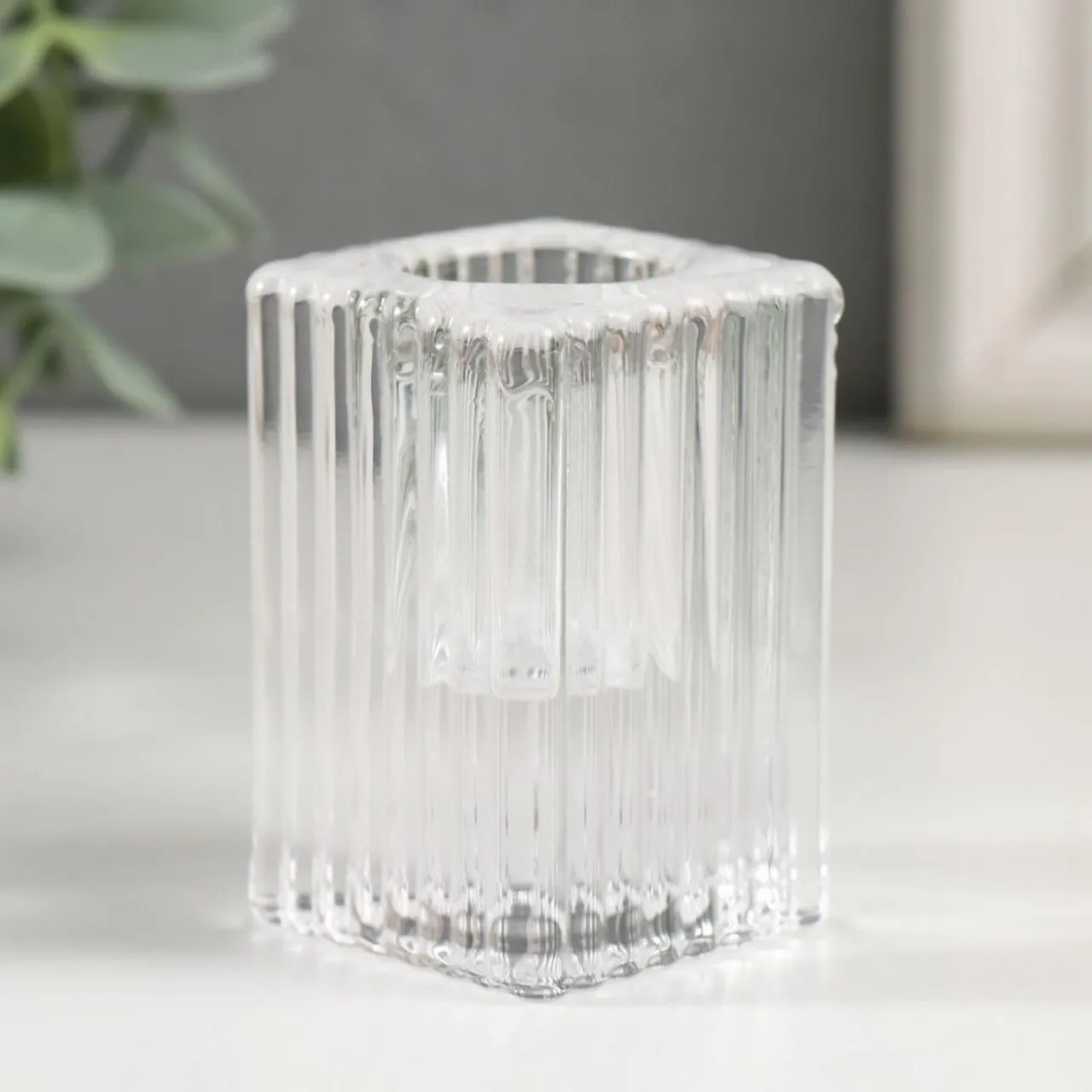 Подсвечник стекло на 1 свечу "Столбик" d- 2 см прозрачный 2х2х6 см   9438989